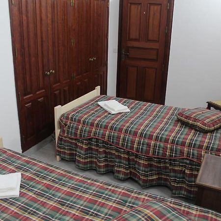 Vitorino De Nemesio Guesthouse Ponta Delgada Exteriér fotografie