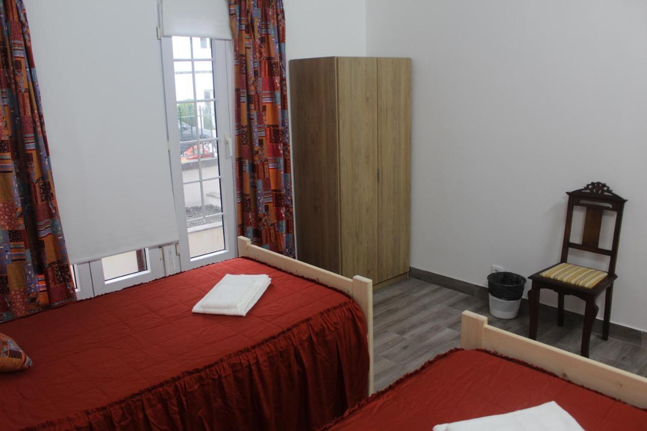 Vitorino De Nemesio Guesthouse Ponta Delgada Exteriér fotografie