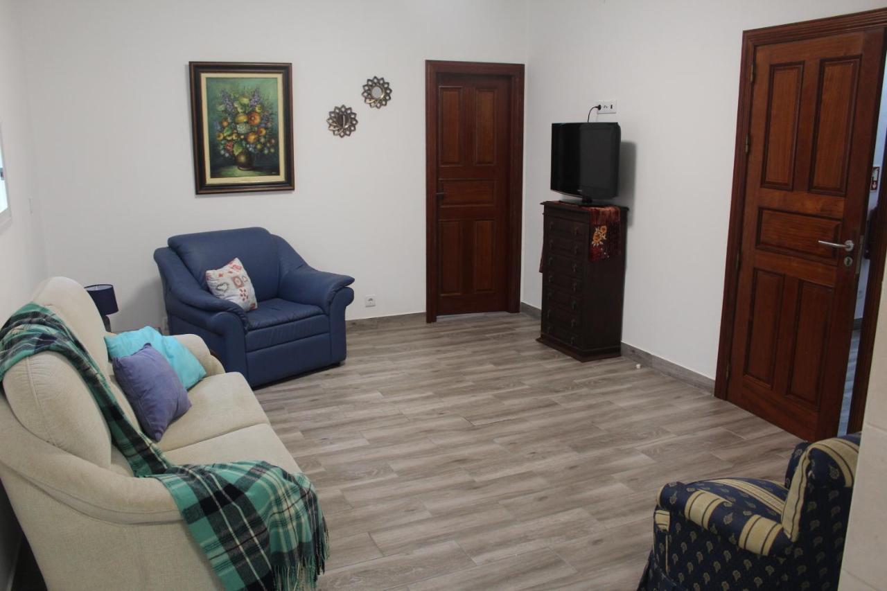 Vitorino De Nemesio Guesthouse Ponta Delgada Exteriér fotografie