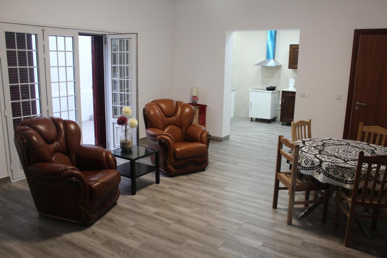 Vitorino De Nemesio Guesthouse Ponta Delgada Exteriér fotografie