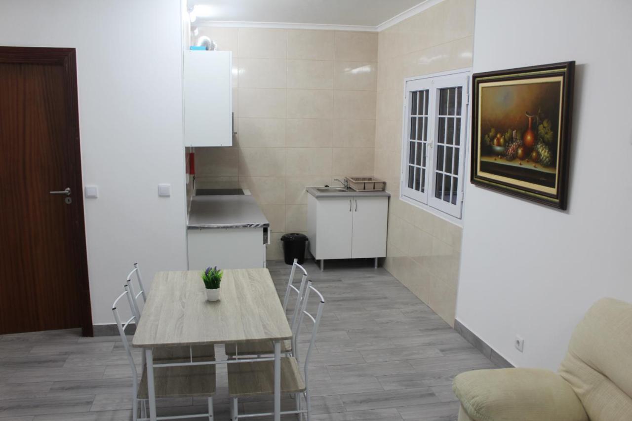 Vitorino De Nemesio Guesthouse Ponta Delgada Exteriér fotografie