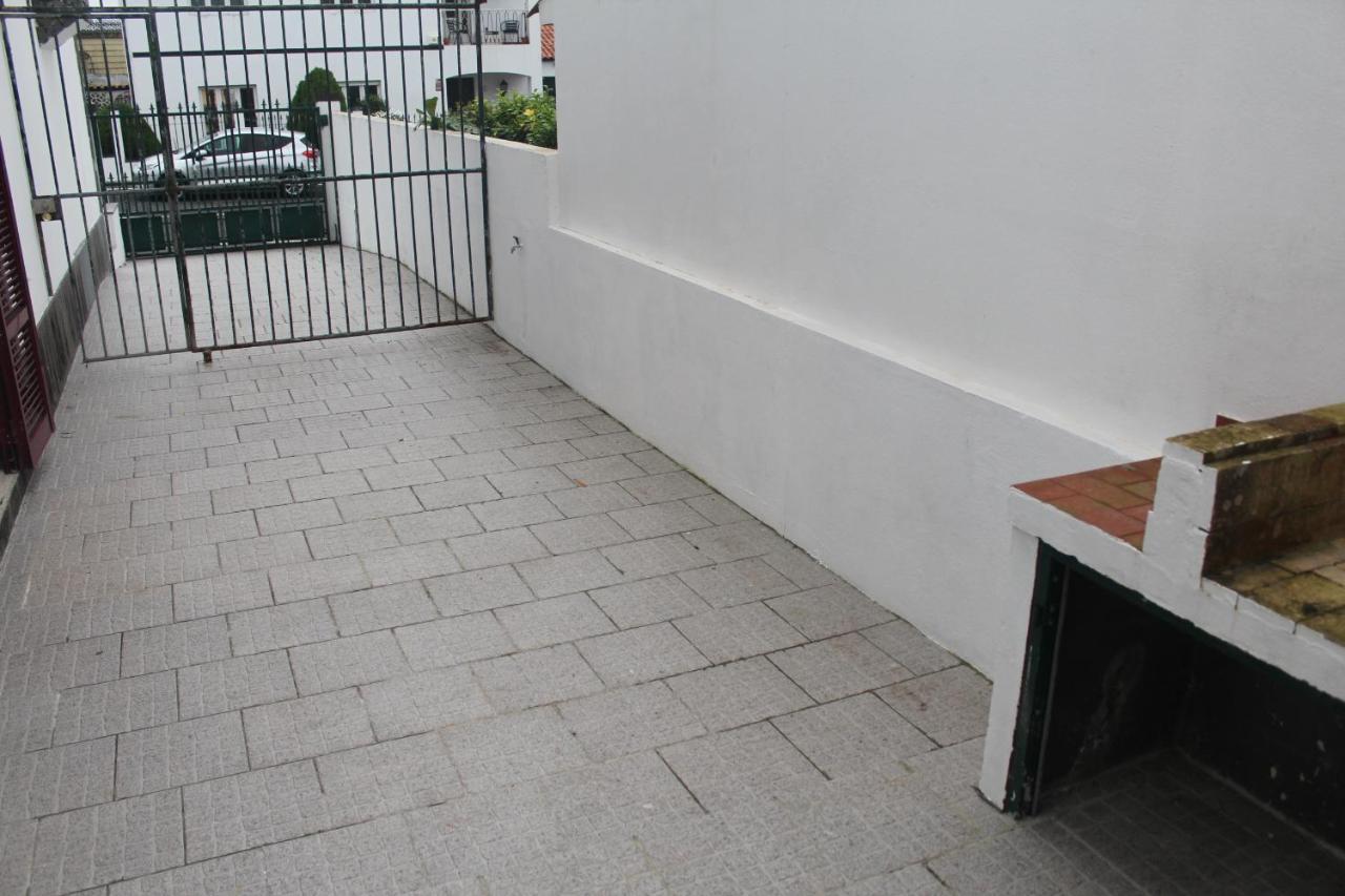 Vitorino De Nemesio Guesthouse Ponta Delgada Exteriér fotografie