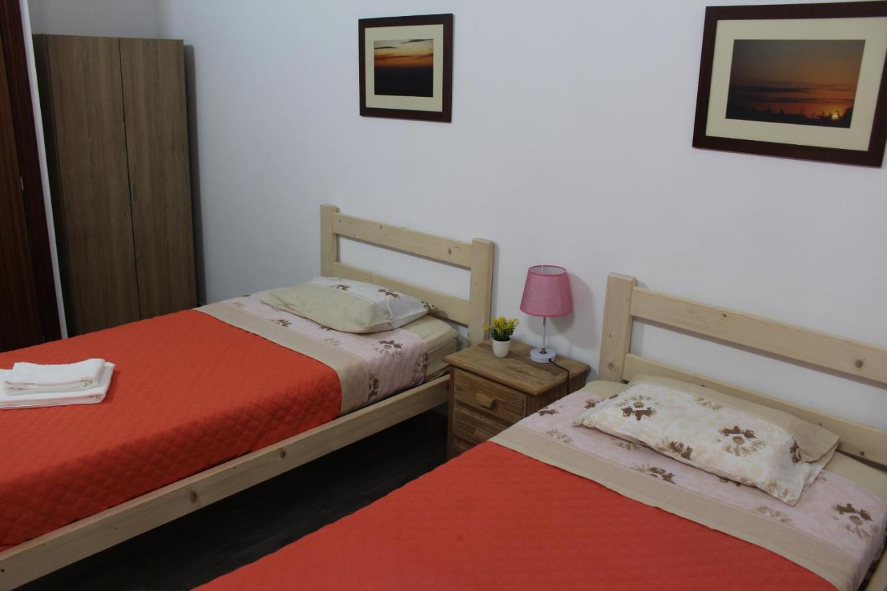 Vitorino De Nemesio Guesthouse Ponta Delgada Exteriér fotografie