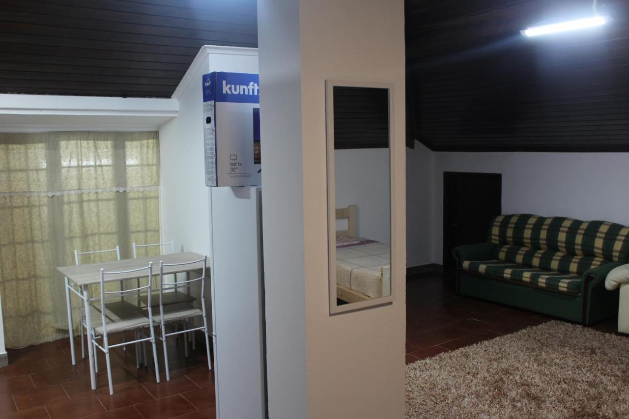 Vitorino De Nemesio Guesthouse Ponta Delgada Exteriér fotografie